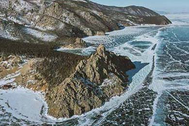 76人球队年轻球员赛季表现突出，76人现在的球员